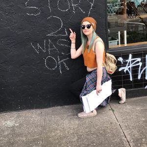 Meet your Posher, April